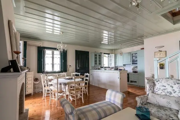 Villa, 6 Yatak Odası, Deniz Manzaralı