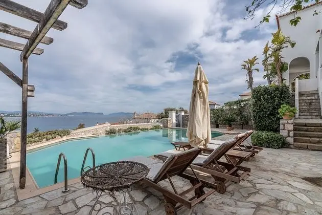 Villa, 6 Yatak Odası, Deniz Manzaralı