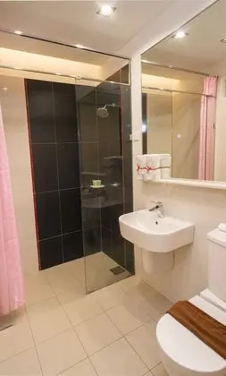 Deluxe Tek Büyük Yataklı Oda, 1 Büyük (Queen) Boy Yatak, Sigara İçilmez, Penceresiz