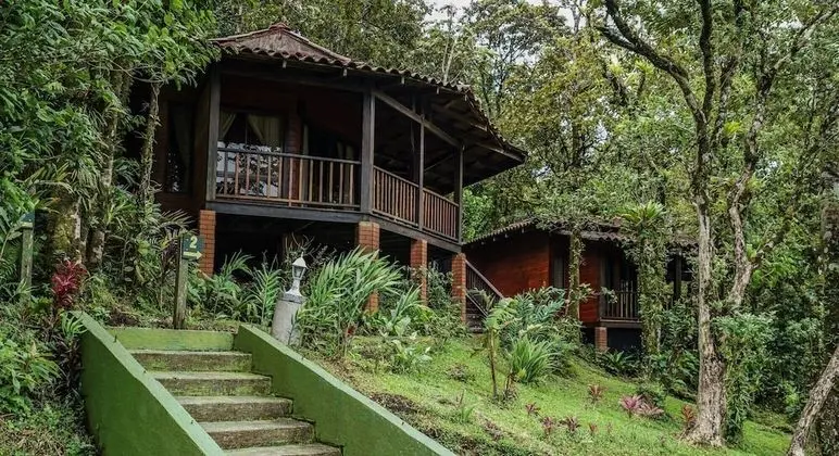 Deluxe Bungalov, 1 Yatak Odası, Göl Manzaralı, Bahçeli