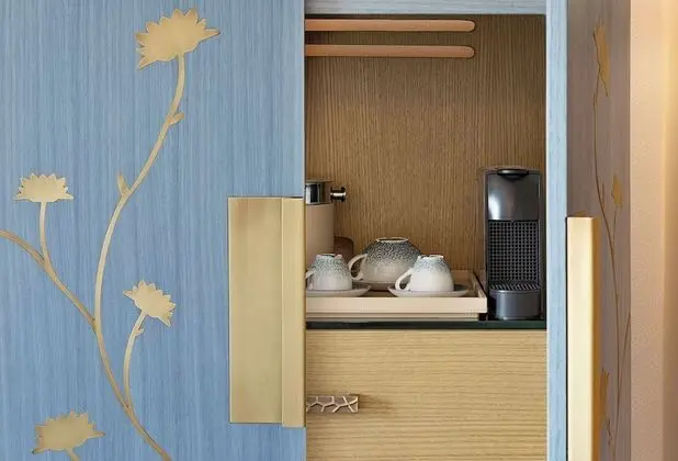 King Accessible Deluxe Room