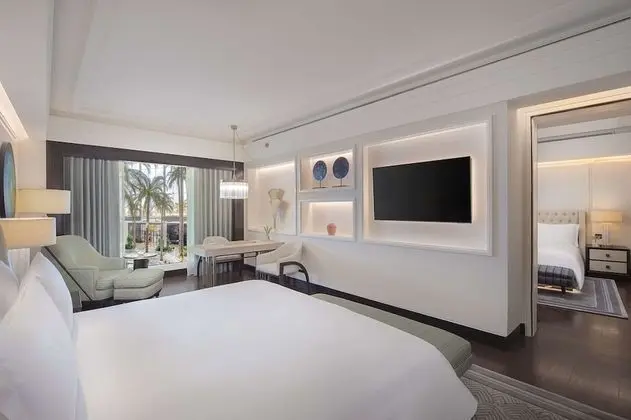 Deluxe Oda, 1 En Büyük (King) Boy Yatak, Bağlantılı Odalar (Deluxe Family Connecting Room)