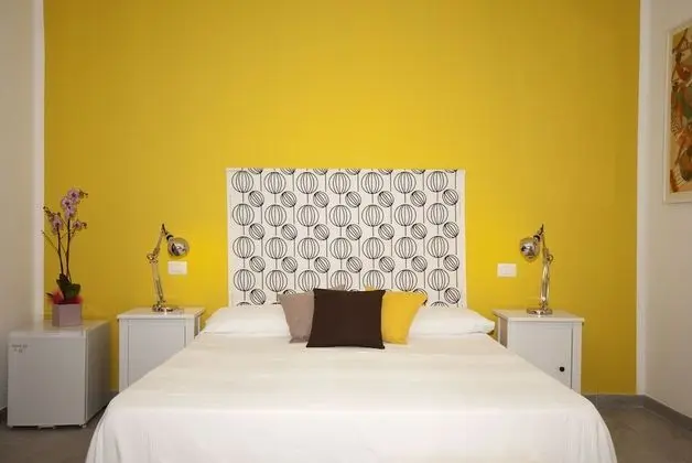 Tek Büyük Yataklı Oda, 1 Çift Kişilik Yatak