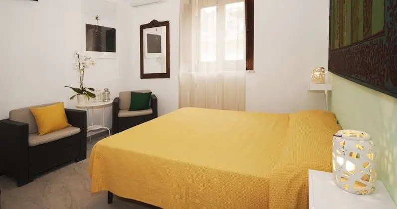 Tek Büyük Yataklı Oda, 1 Çift Kişilik Yatak