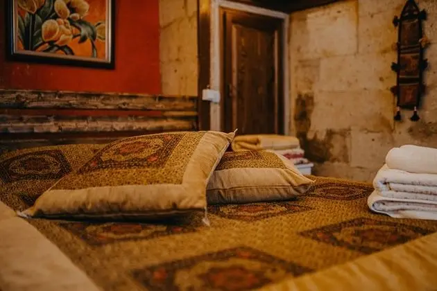 Royal Tek Büyük Yataklı Oda