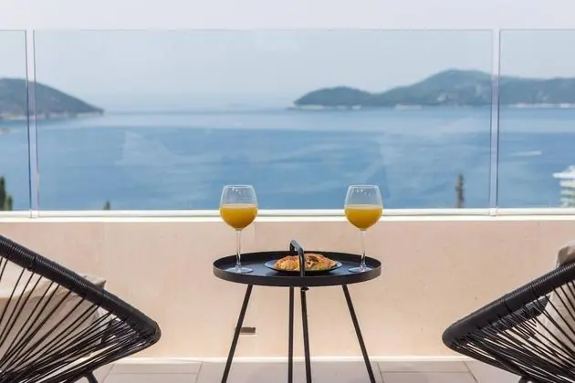 Villa, Sigara İçilebilir