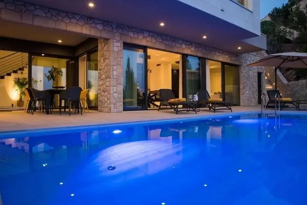 Villa, Sigara İçilebilir