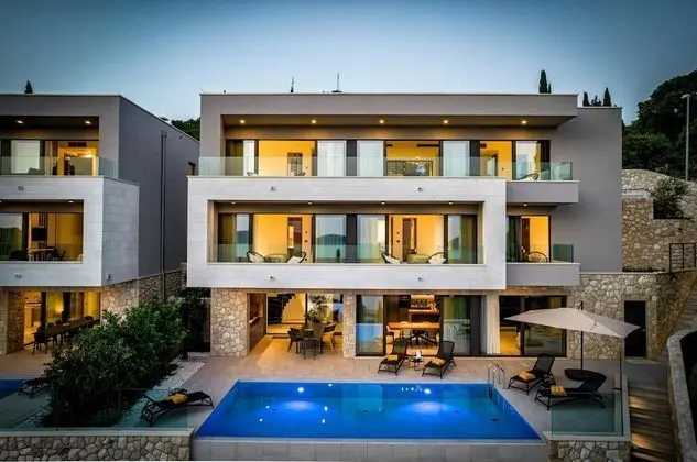 Villa, Sigara İçilebilir