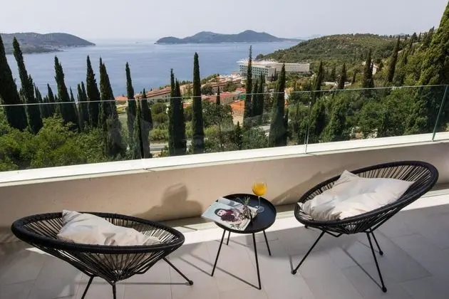 Villa, Sigara İçilebilir