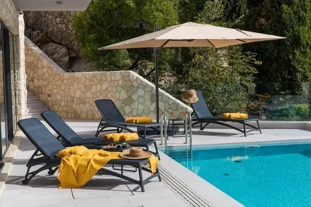 Villa, Sigara İçilebilir
