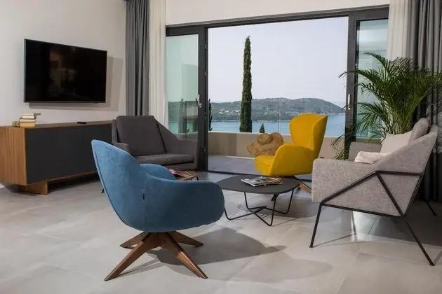 Villa, Sigara İçilebilir
