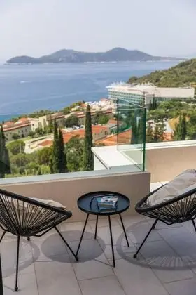 Villa, Sigara İçilebilir