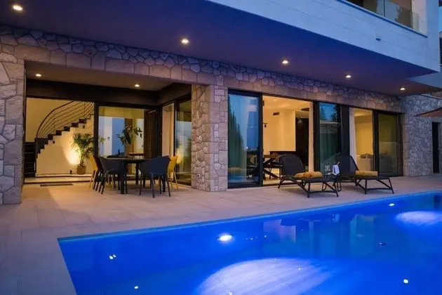 Villa, Sigara İçilebilir
