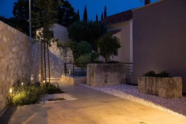 Villa, Sigara İçilebilir