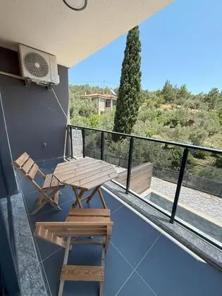 Aile Odası, Deniz ve Doğa Manzaralı, Balkonlu