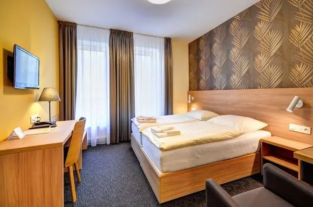 Superior Tek Büyük veya İki Ayrı Yataklı Oda, 1 Büyük (Queen) Boy Yatak, Bahçe Manzaralı