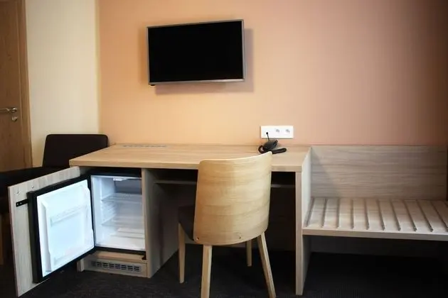 Superior Tek Büyük veya İki Ayrı Yataklı Oda, 1 Büyük (Queen) Boy Yatak, Bahçe Manzaralı