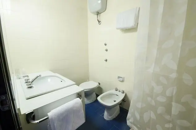 Economy Tek Büyük veya İki Ayrı Yataklı Oda, Balkon