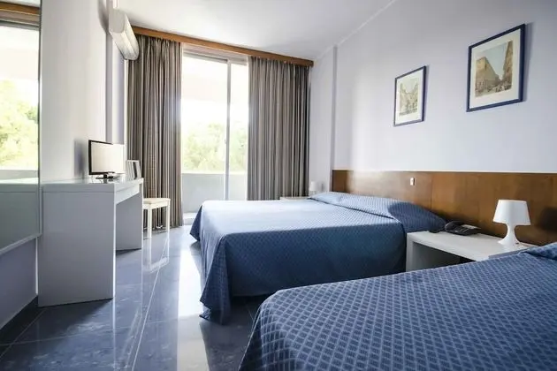 Standard Üç Kişilik Oda, Balkon