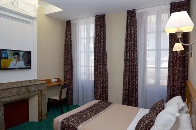 Comfort Tek Büyük Yataklı Oda