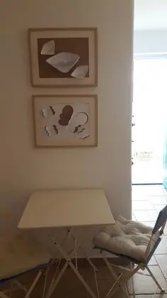 Stüdyo, Bahçe Manzaralı