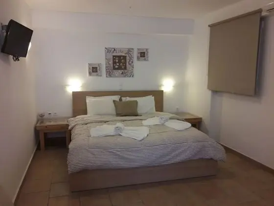 Stüdyo, Bahçe Manzaralı