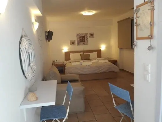 Stüdyo, Bahçe Manzaralı