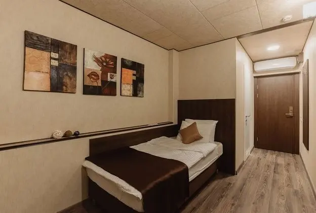 Tek Kişilik Oda, 1 Tek Kişilik Yatak, Sigara İçilmez