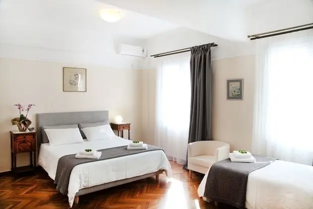 Odyssey, 120m2 Apartment-Balcony with Acropolis view & sauna