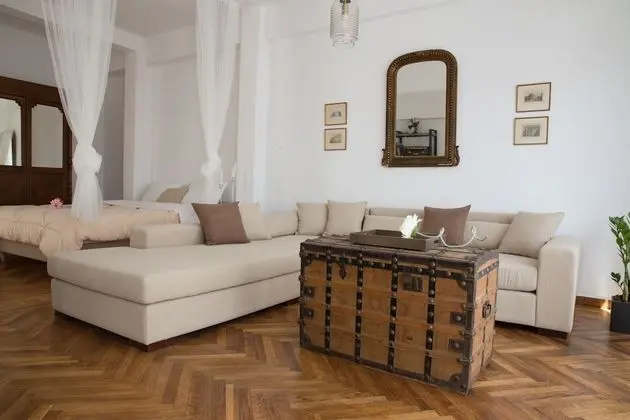 Odyssey, 120m2 Apartment-Balcony with Acropolis view & sauna