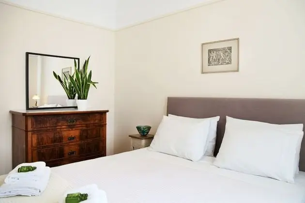 Zeus 115m2 Penthouse Apartment - Balcony with Acropolis View