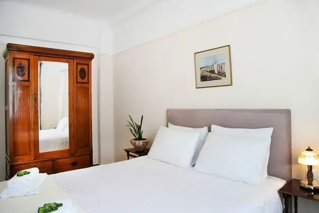 Zeus 115m2 Penthouse Apartment - Balcony with Acropolis View
