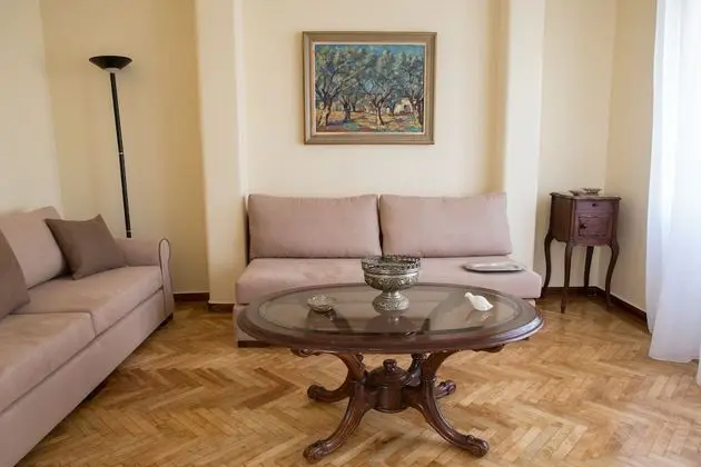 Zeus 115m2 Penthouse Apartment - Balcony with Acropolis View