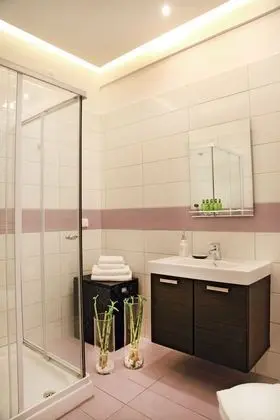 Zeus 115m2 Penthouse Apartment - Balcony with Acropolis View