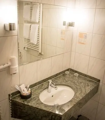 Comfort Büyük Yataklı Tek Kişilik Oda