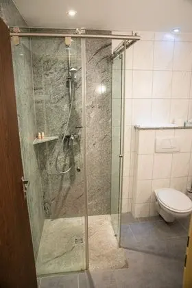 Comfort Büyük Yataklı Tek Kişilik Oda