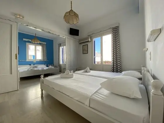 Quad Room