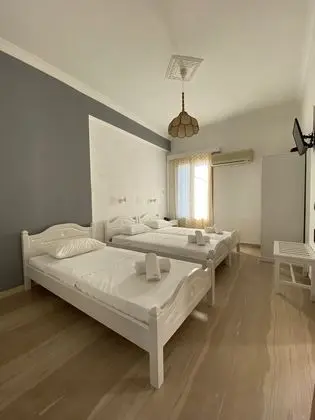 Üç Kişilik Oda