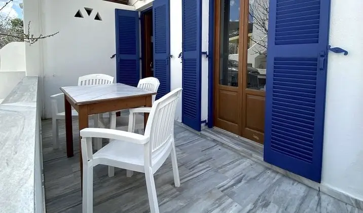 Basic Üç Kişilik Oda