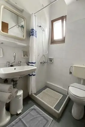 Basic Üç Kişilik Oda