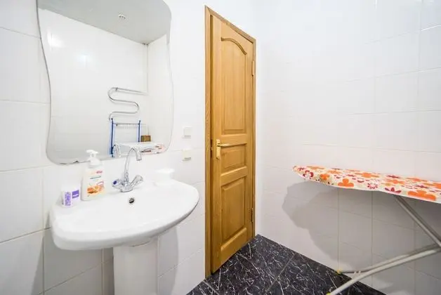 Family Apart Daire, Birden Çok Yatak, Avlu Manzaralı