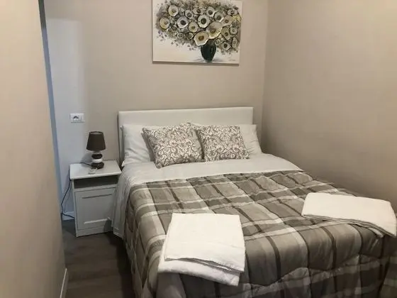 Basic Tek Büyük Yataklı Oda