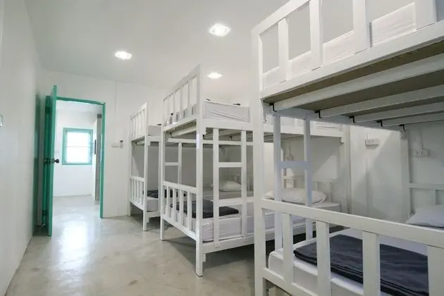 6-Bed Dormitory with Shared Bathroom