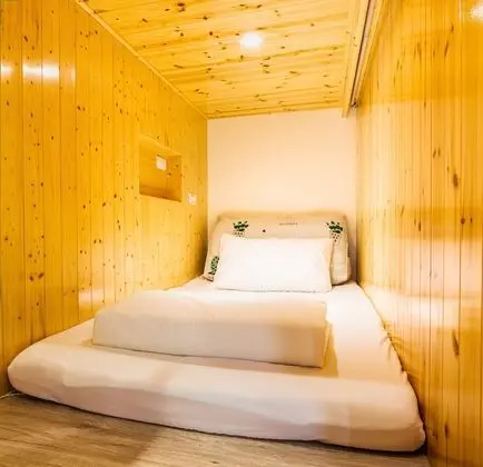 Comfort Ortak Ranzalı Oda, Sadece kadınlar için