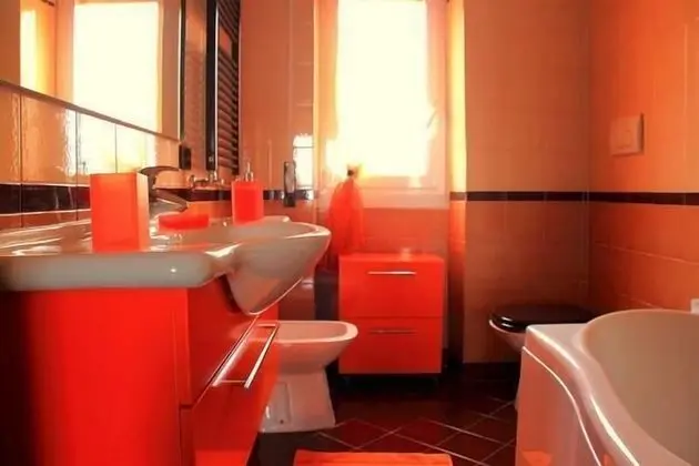Tek Kişilik Oda, Ortak Banyo