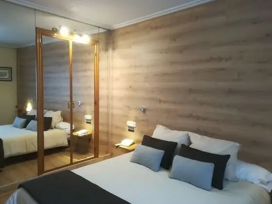 Premium Tek Büyük Yataklı Oda