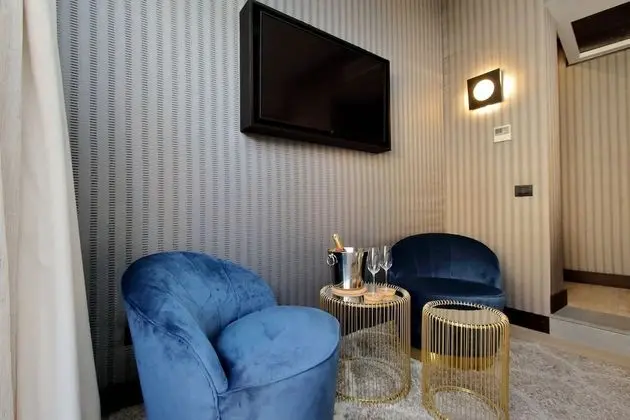 Deluxe Tek Büyük Yataklı Oda