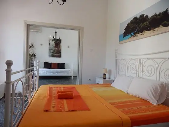 Üç Kişilik Oda