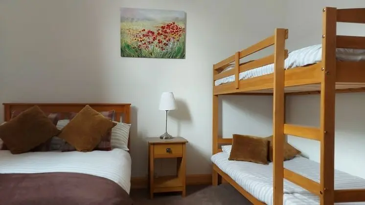 Dört Kişilik Oda (Family Room)
