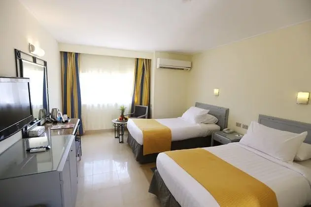 Standard Garden View Room